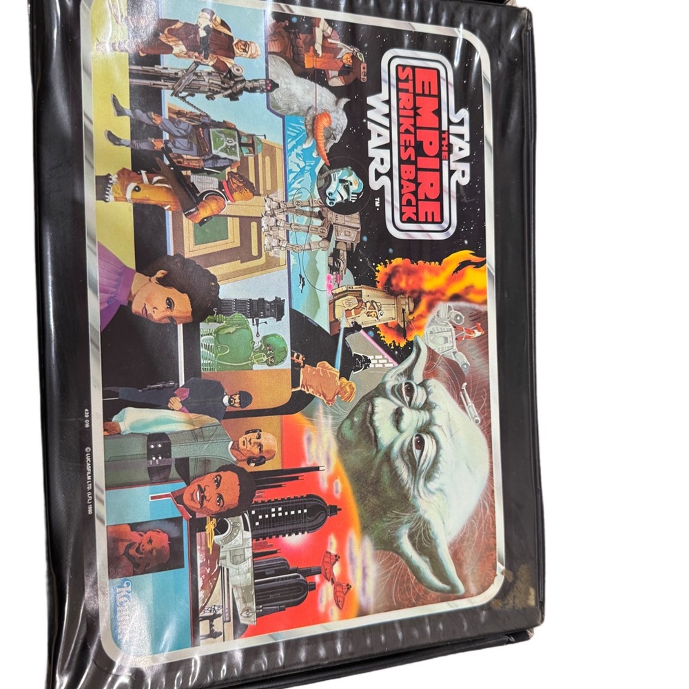 Star Wars Empire Strikes Back case with 10 action figures. - Picture 2 of 7